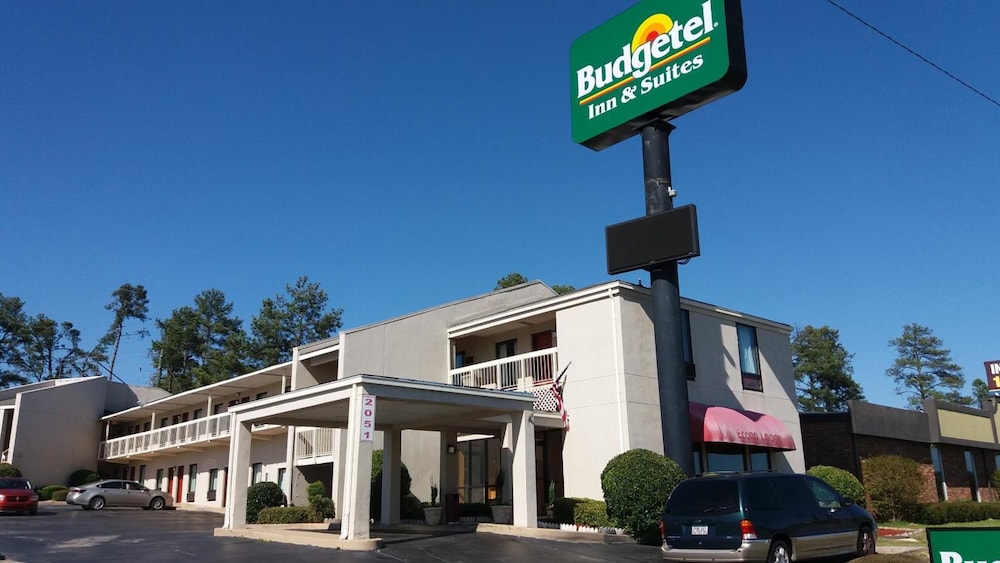 Budgetel Inn and Suites Fort Gordon Augusta photo1