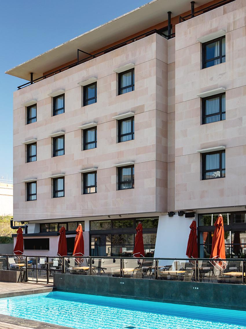 hotel