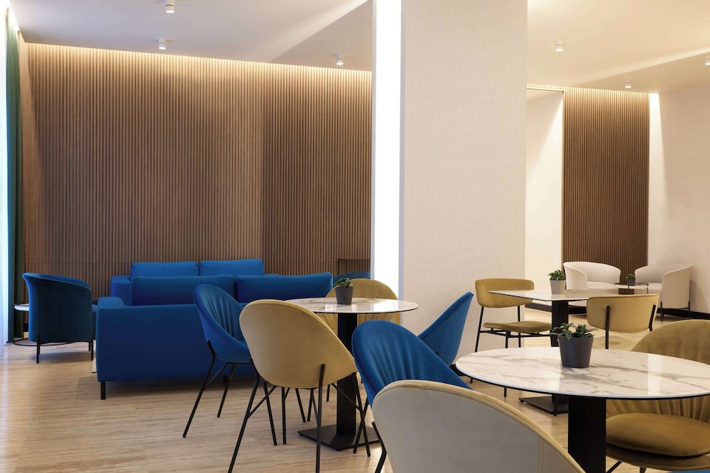 Radisson Hotel Ferrara 50/60