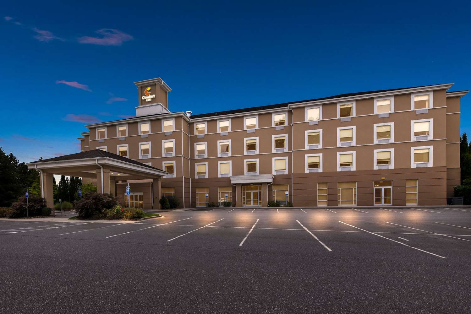 Comfort Inn Sylva - Cullowhee Sylva NC 4/57
