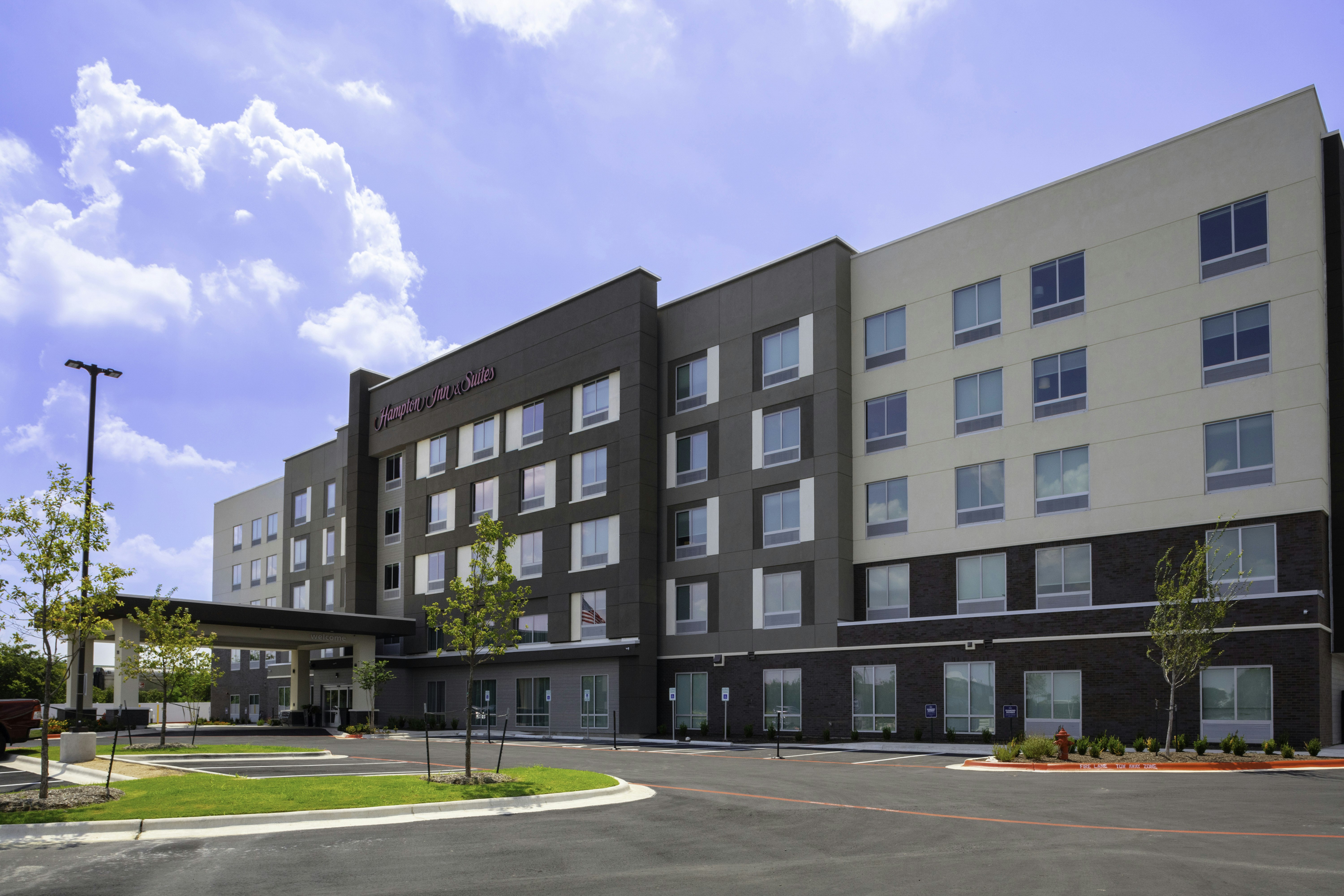 Hampton Inn & Suites Cedar Park North Austin, TX 13/15