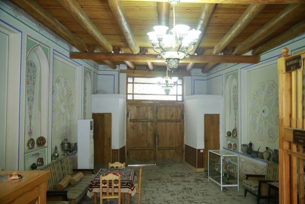 Komil Bukhara Boutique Hotel 27/50