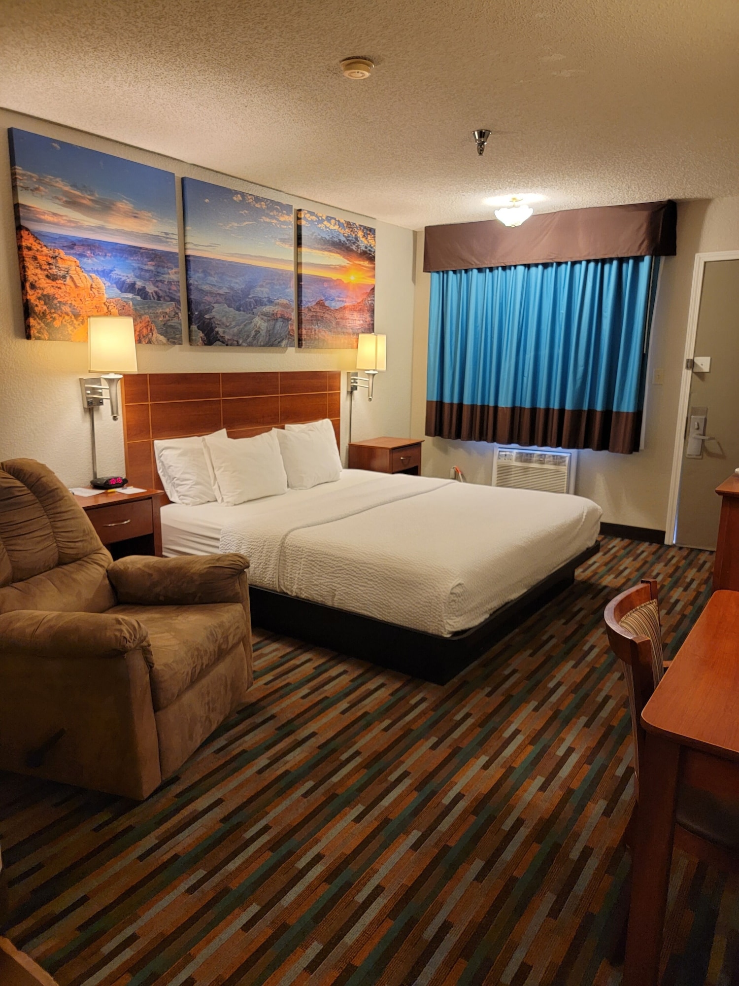 Room, King Bed, Accessible