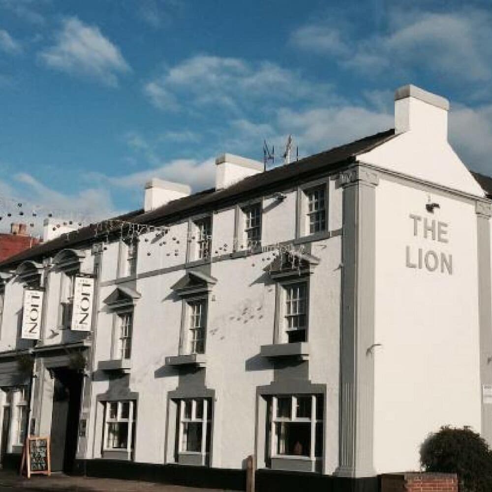 The Lion Pub With Rooms 2/63