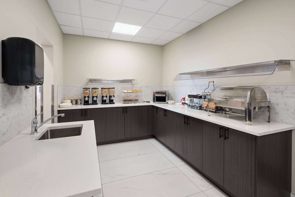 Baymont by Wyndham West Edmonton 45/50