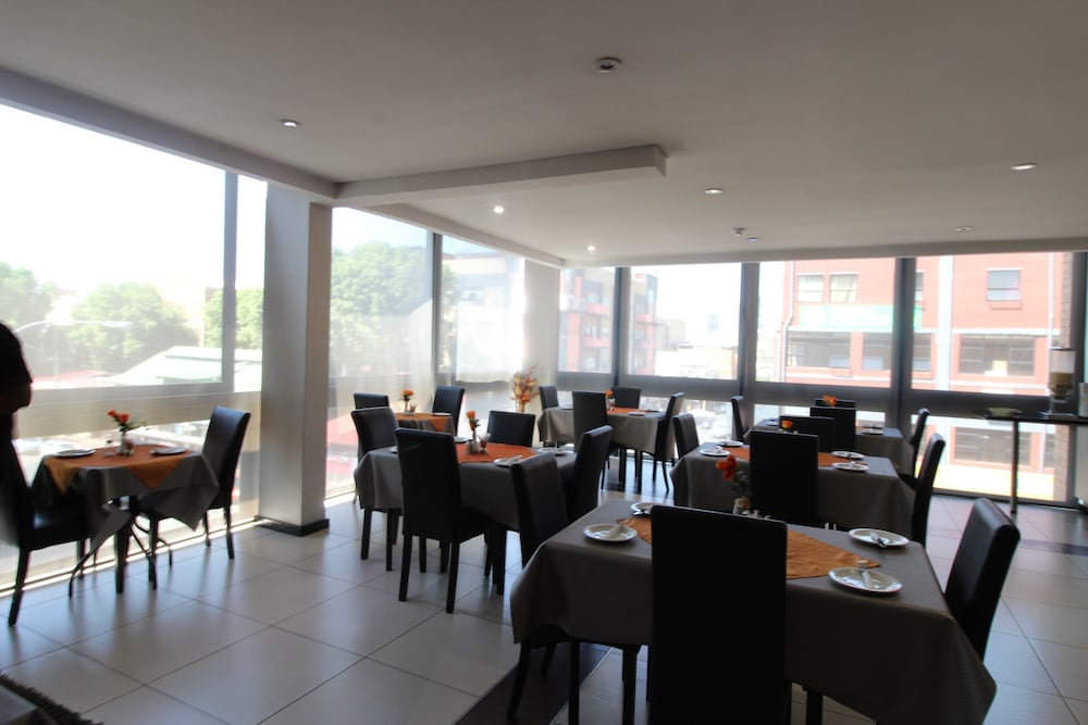 Alcazaba Lodges 33/50