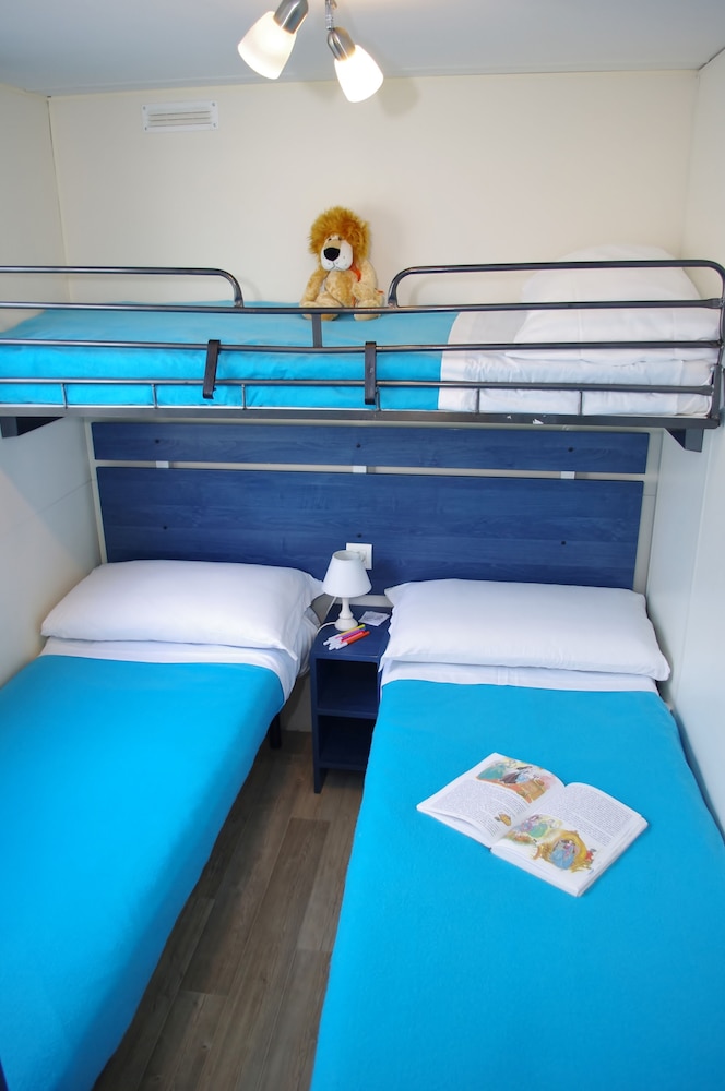 Camping Village Paestum 8/50