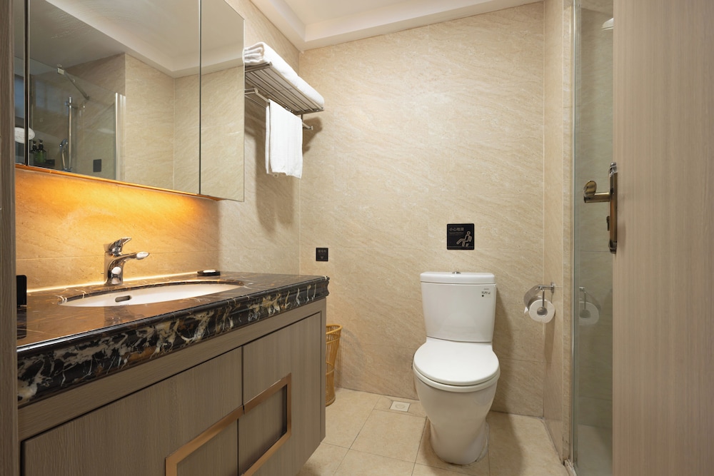 Poltton International Apartment (Foshan Zumiao Lingnan Tiandi Branch) 39/42