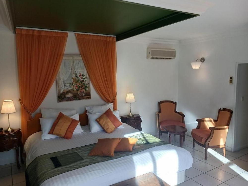 Hotel de la Cognette 25/43