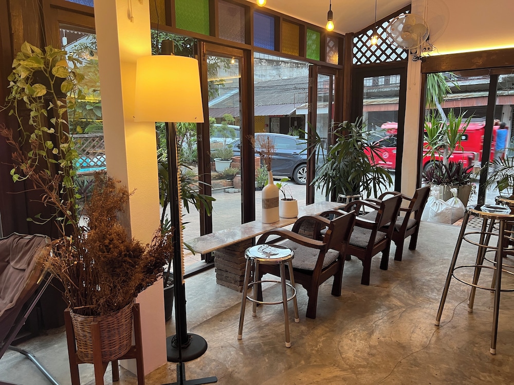 Pha Thai House 35/50