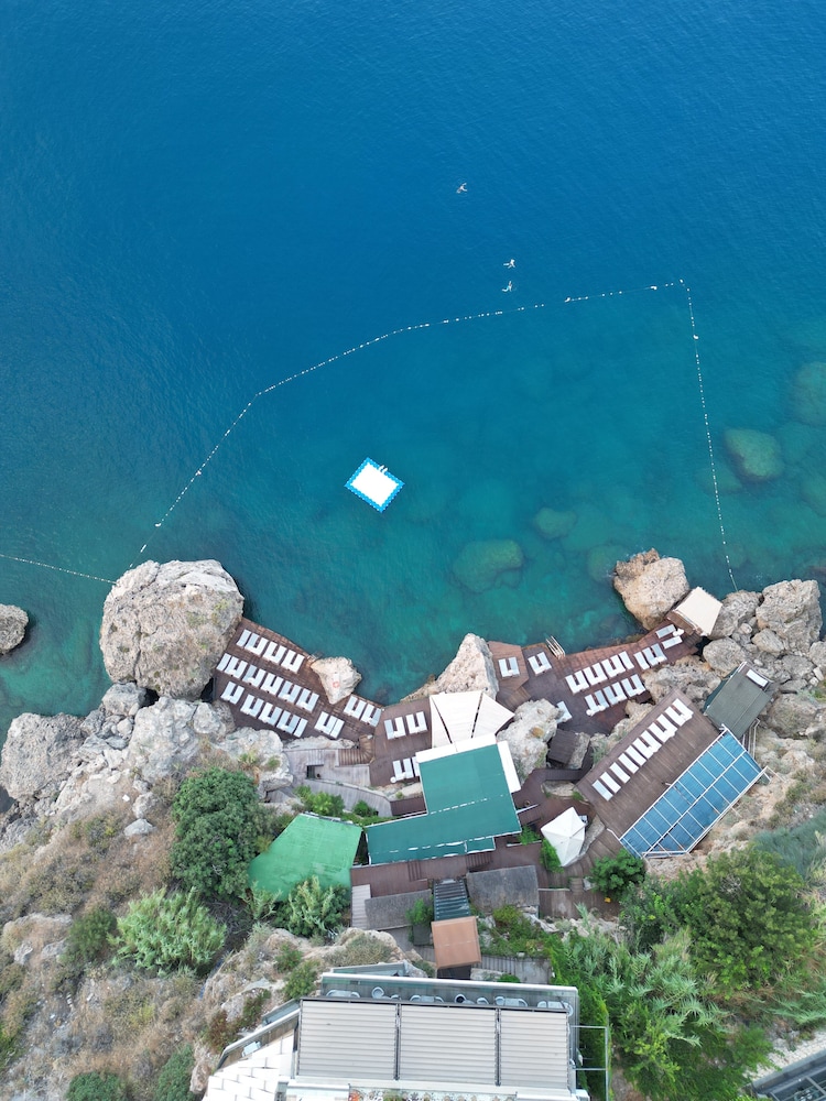 Perge Hotels - Adult Only 18 Plus 44/50
