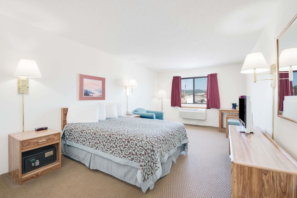 Days Inn By Wyndham Sturgis 9/18