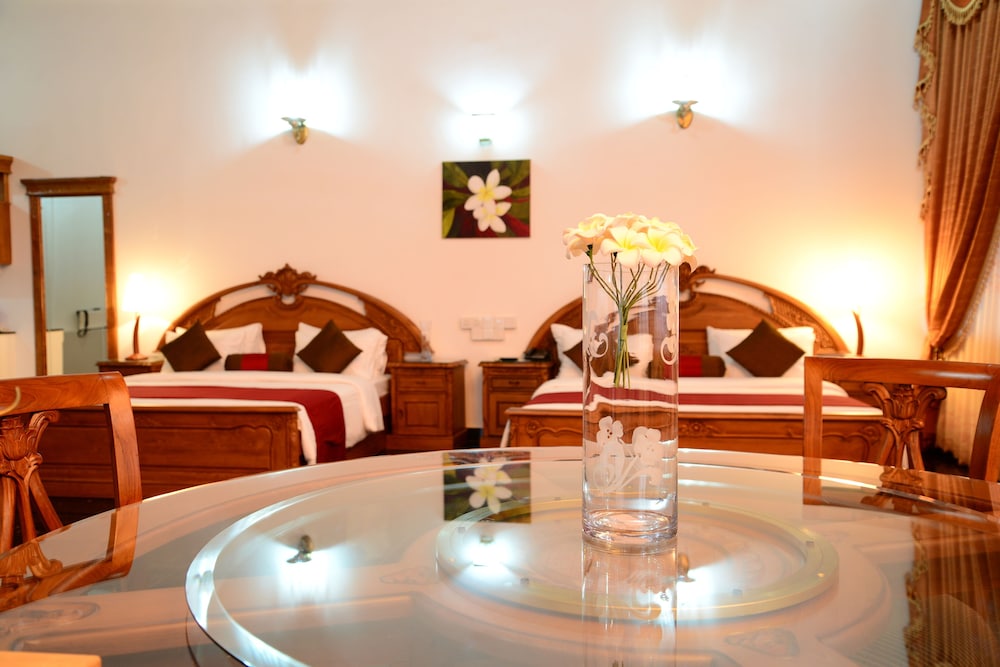 Hotel Sudu Araliya 45/69