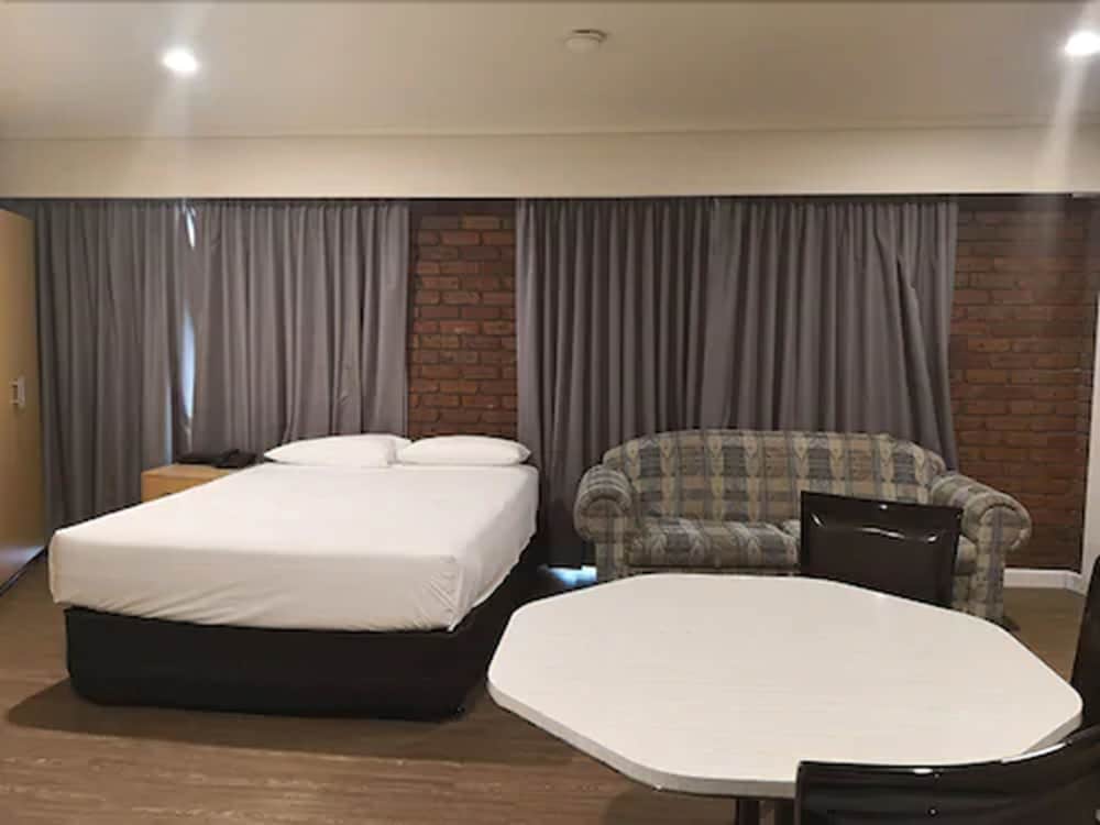 DANDENONG MOTEL 27/40