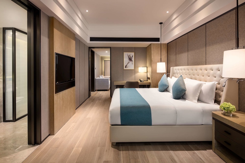 Wyndham Grand Maoming 4/38