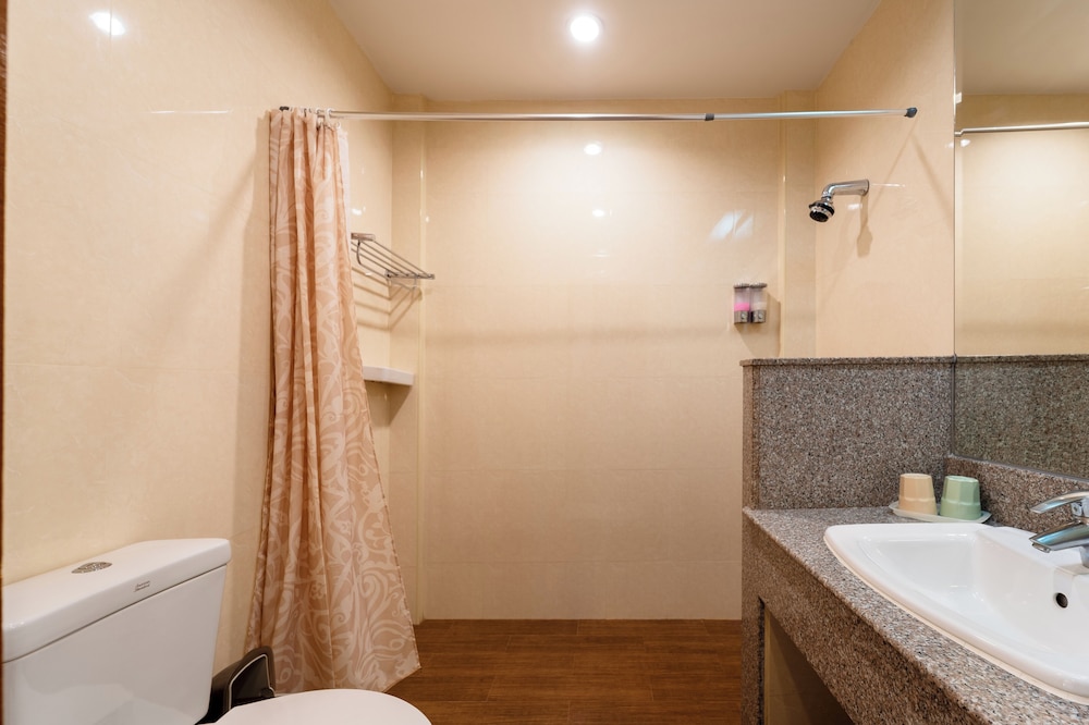 Sailom Resort Bangsaphan 52/55