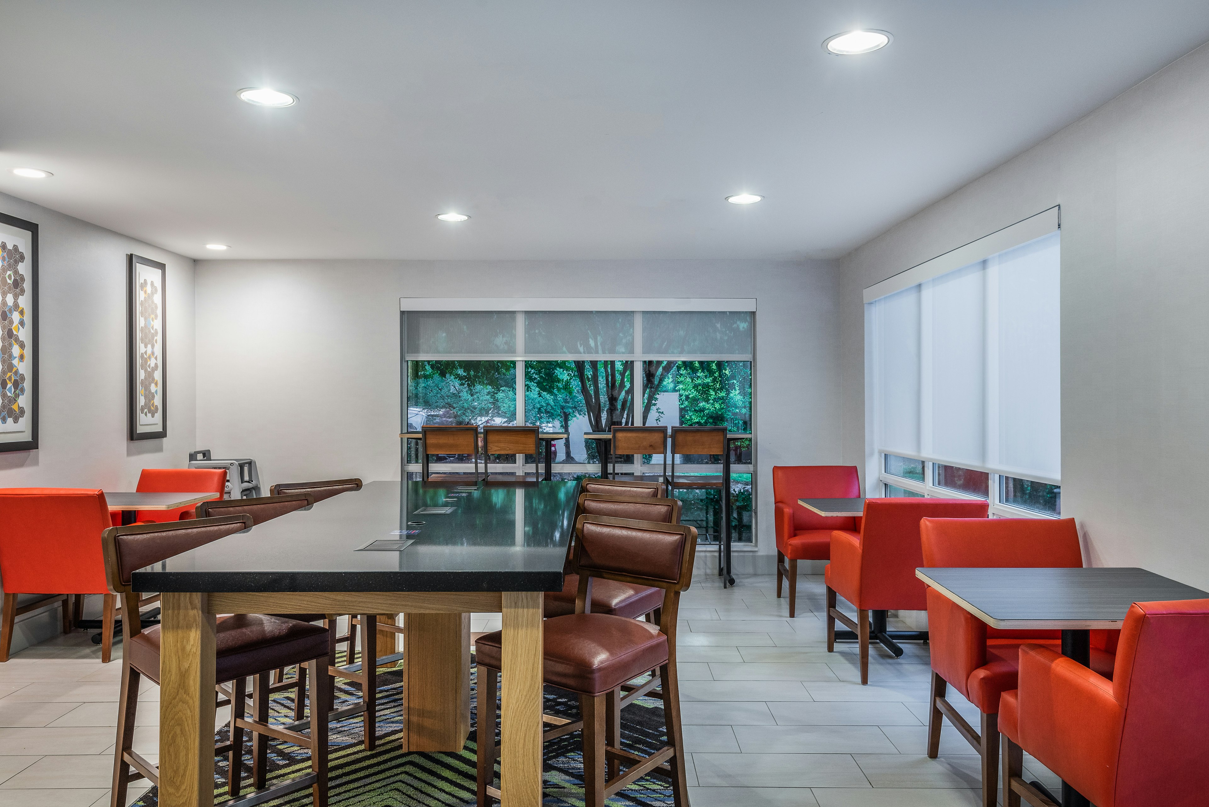 Holiday Inn Express Chapel Hill 17/18