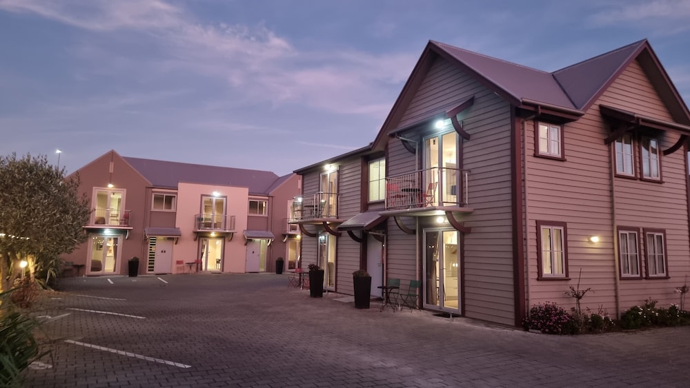 The Mews Oamaru 7/67