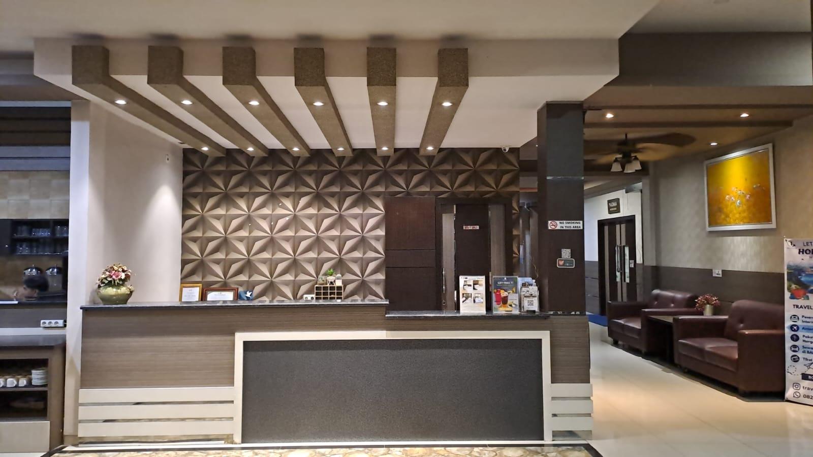 Grand Krakatau Hotel Serang 2/25