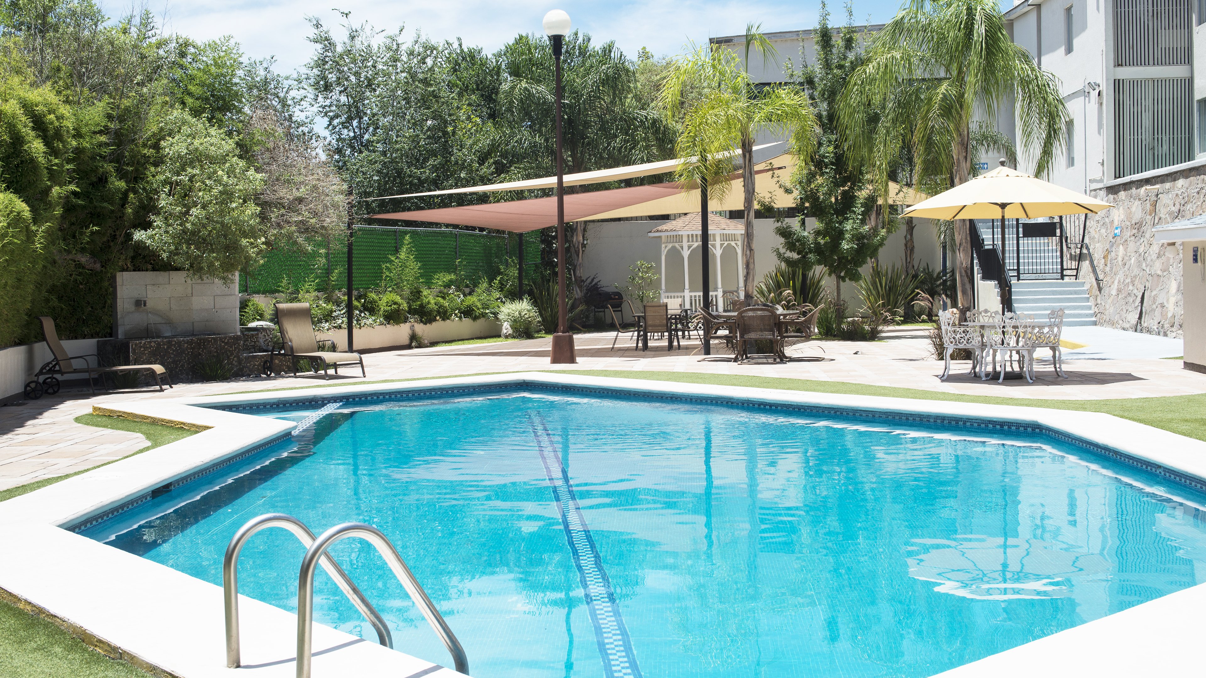 Holiday Inn Hotel And Suites Chihuahua 10/36