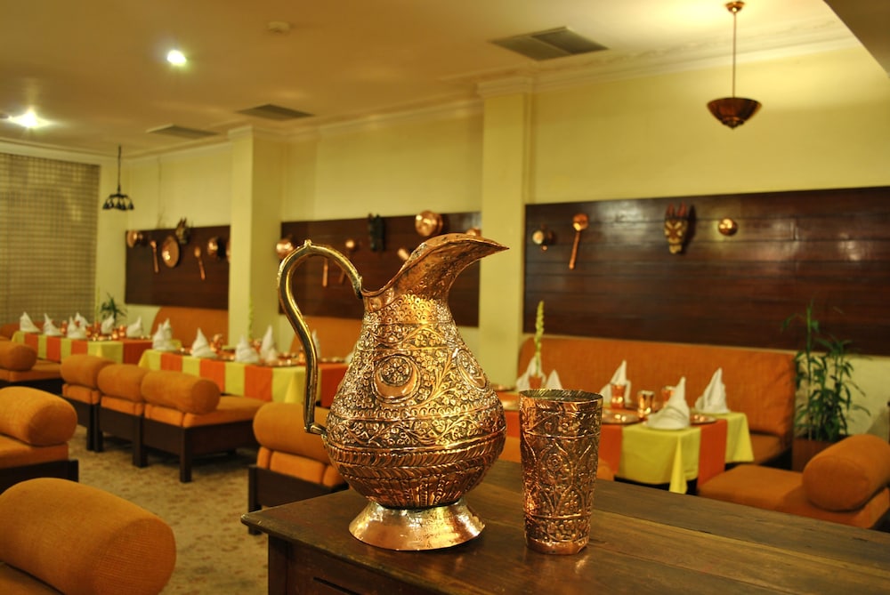 HOTEL DYNASTY photo4