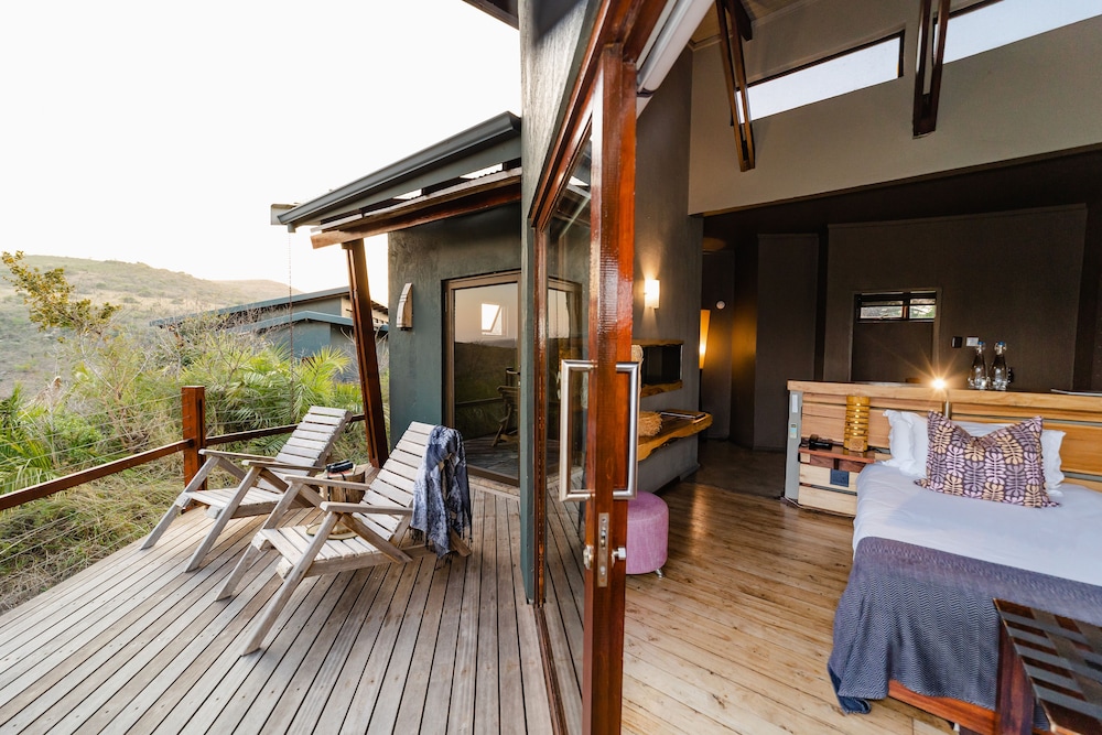 Rhino Ridge Safari Lodge 22/50