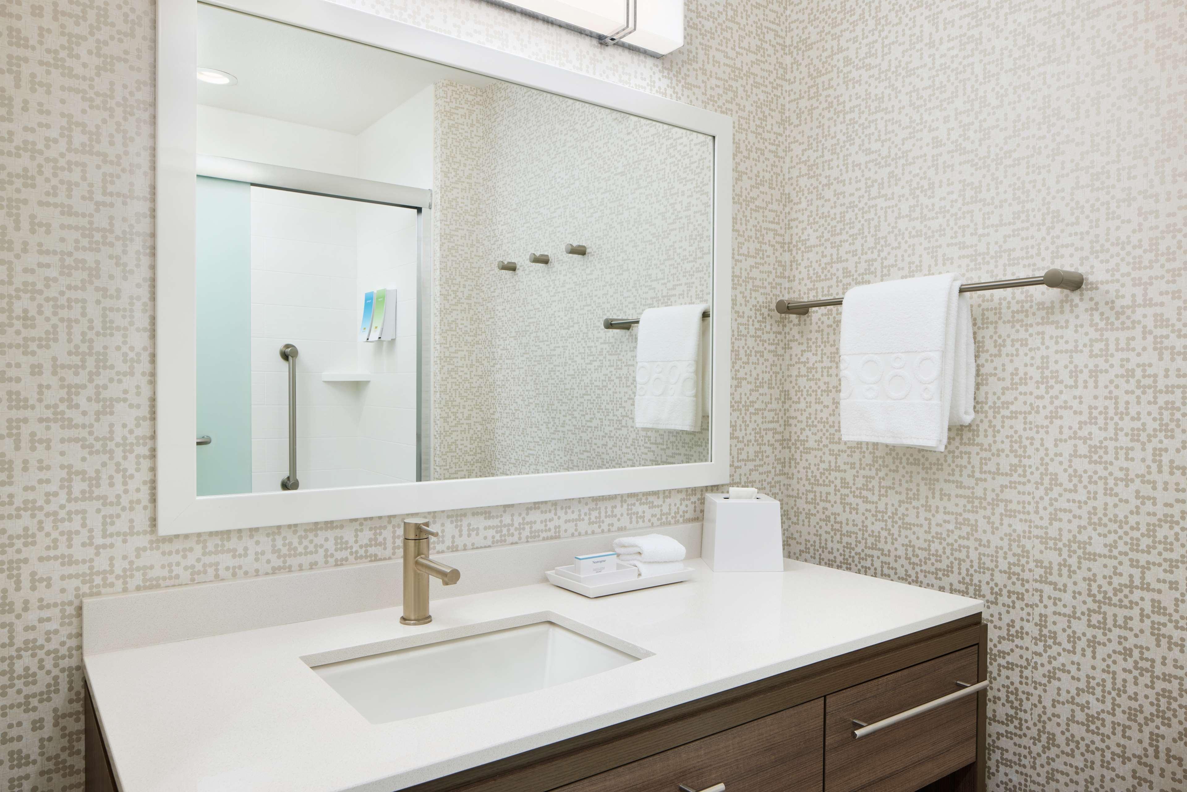 استوديو بسرير كينج، Home2 Suites By Hilton Stuart 2/4