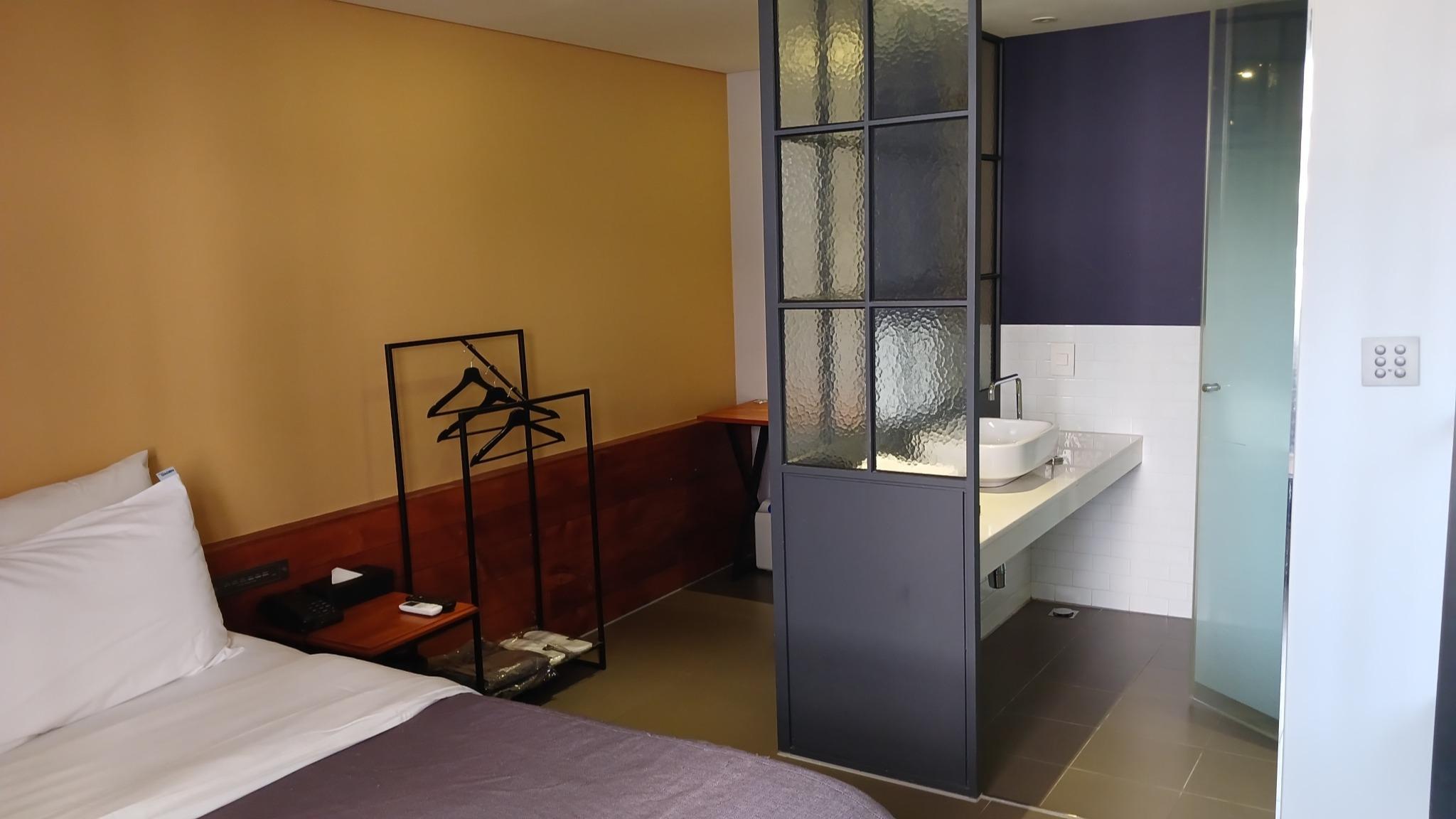 ECONOMY, DOUBLE BED