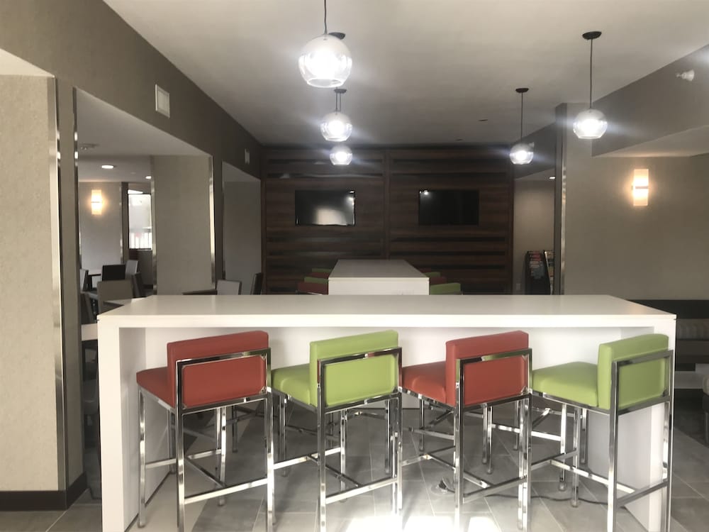Nobile Hotel Parkway at Celebration Orlando 24/29