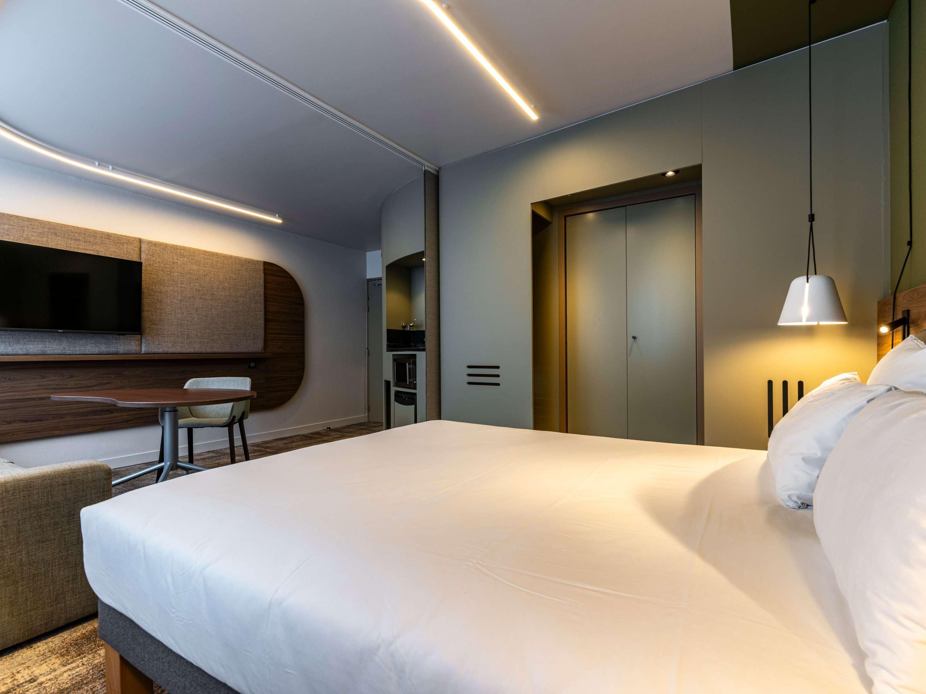 Superior, Suite, King Bed, Convertible Double Bed, Sofa