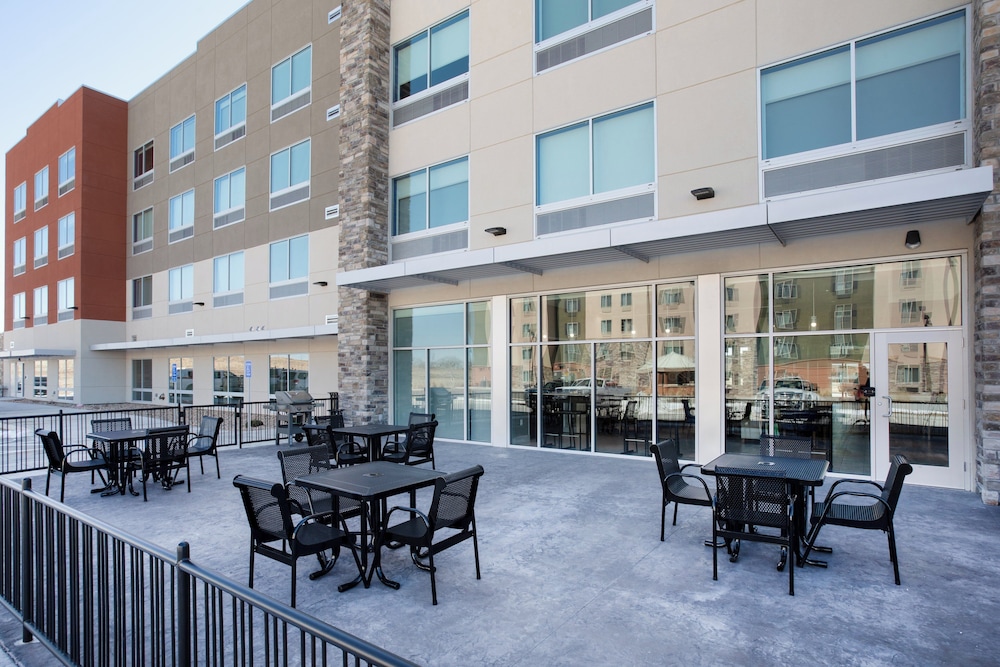 Holiday Inn Express And Suites Denver Ne Brighton 40/59