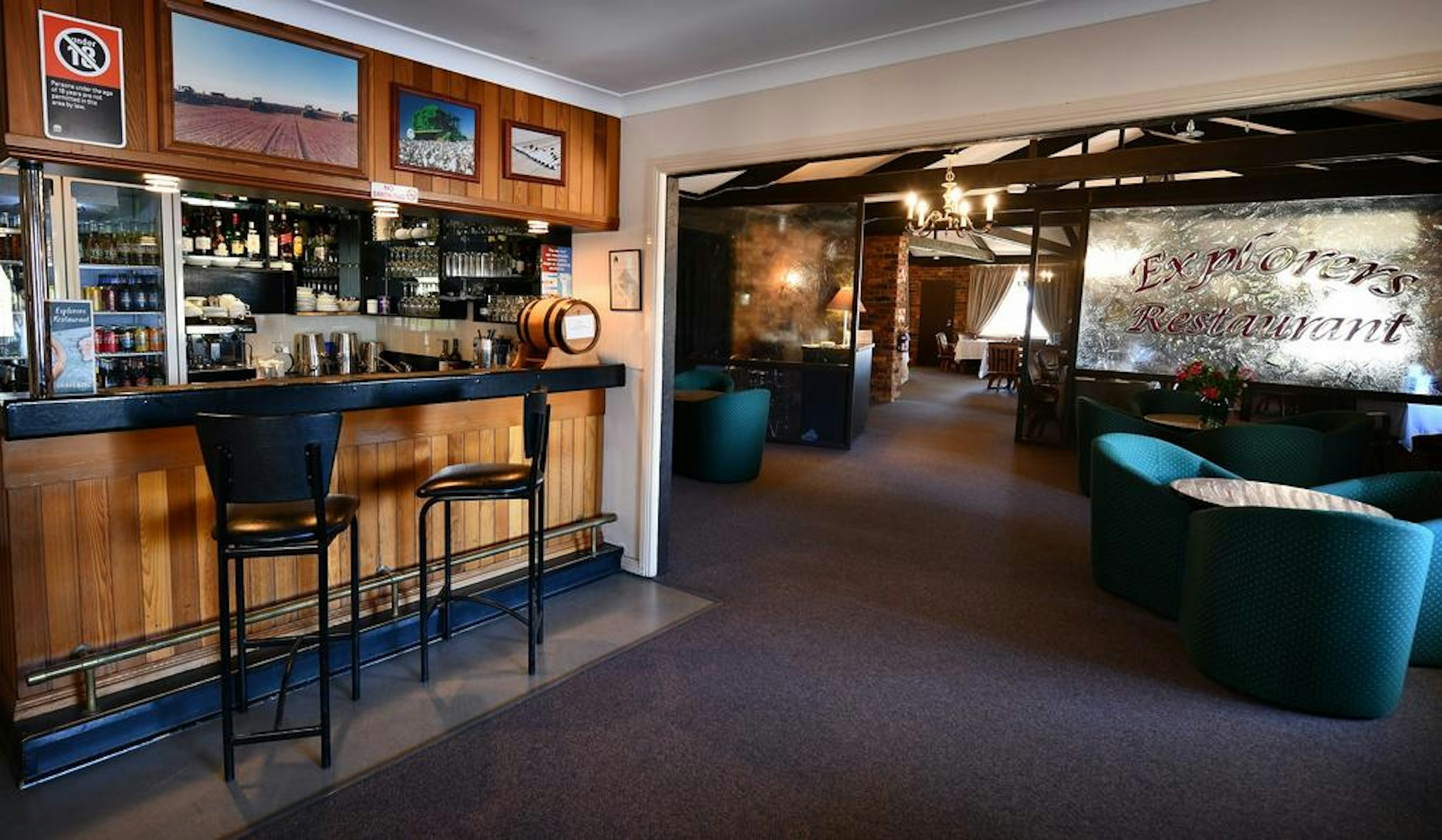 Burke And Wills Motor Inn 38/45