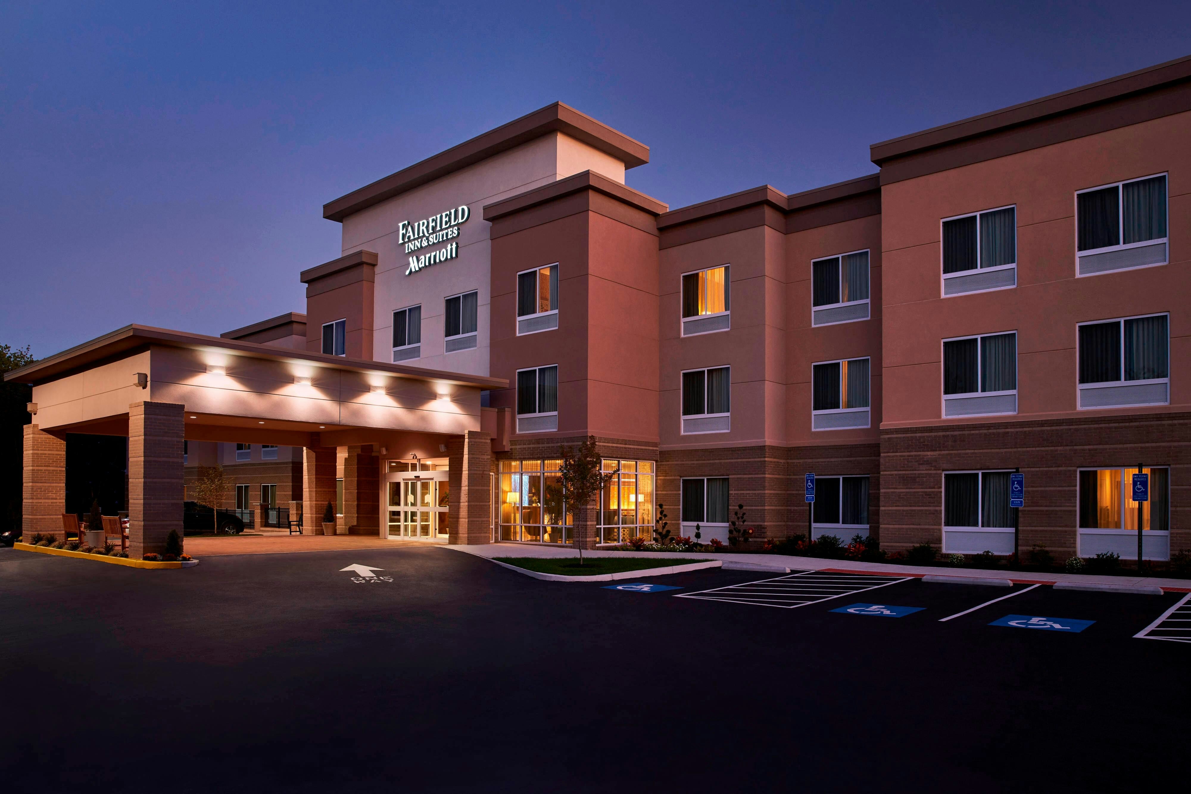 Fairfield Inn Suites Alexandria 2/35