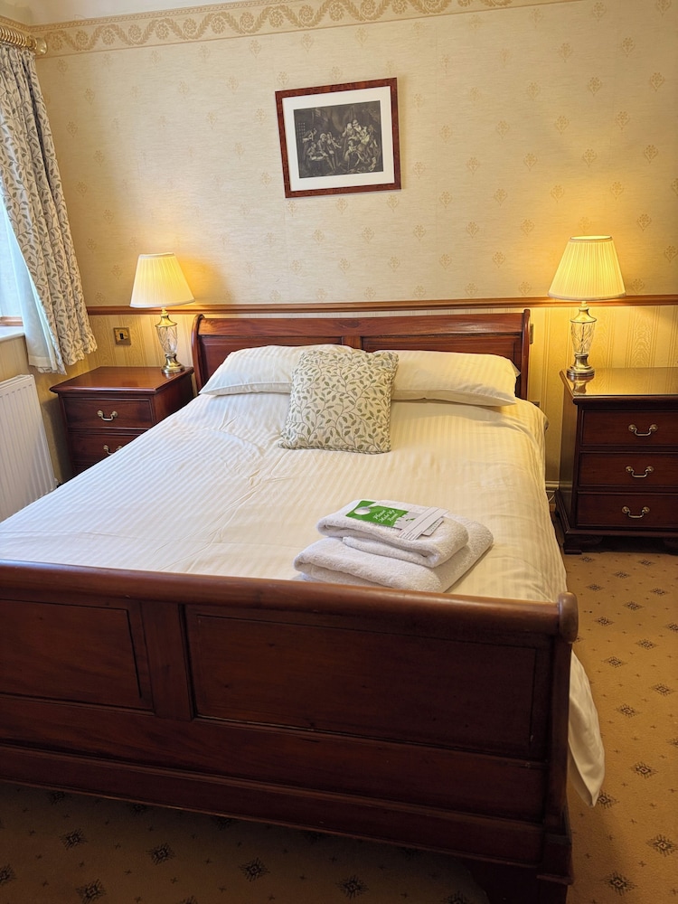 Room, Double Bed