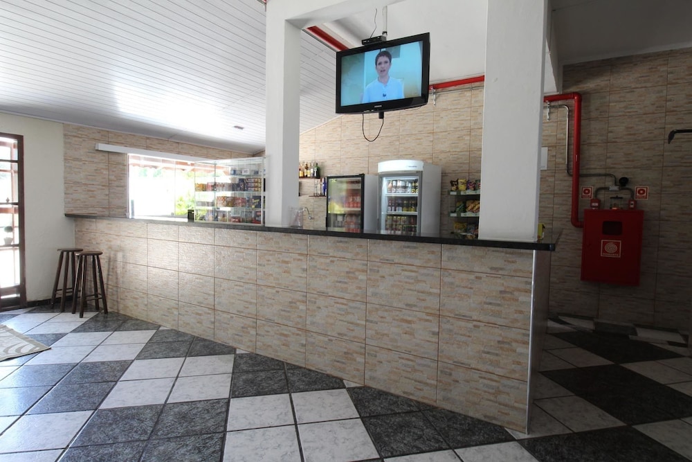 Leviv Praia Hotel 8/48