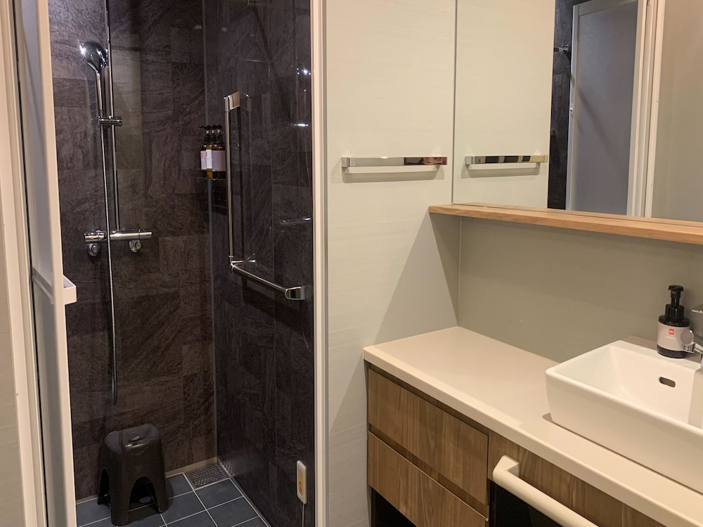 Fav Hotel Kumamoto 32/34