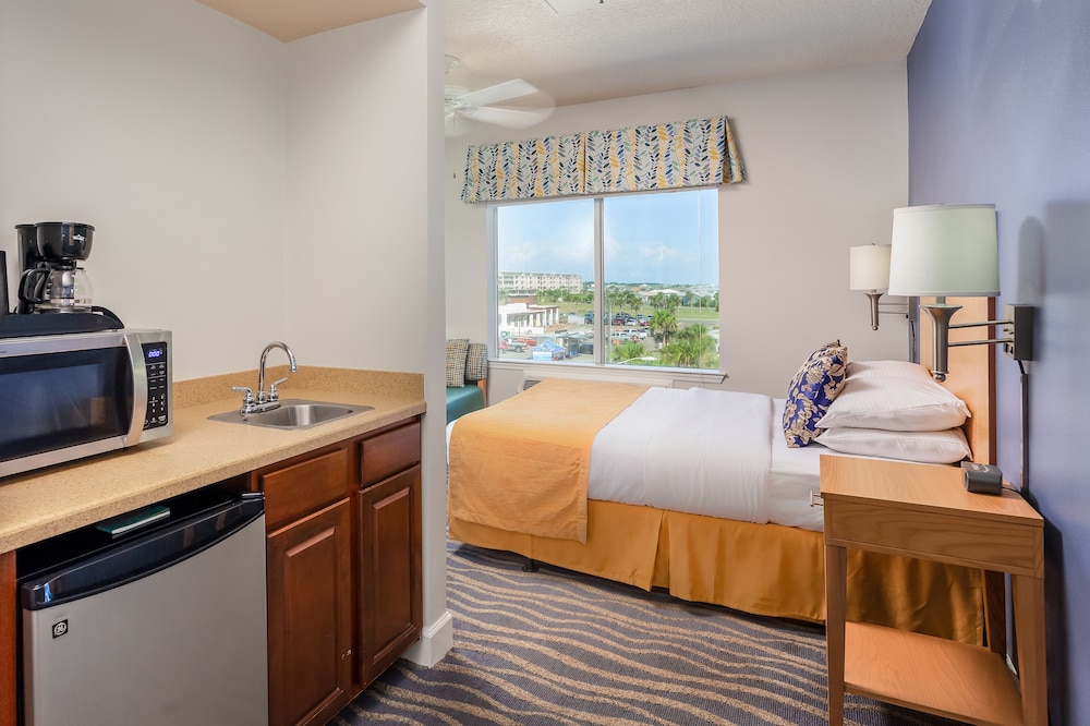 Seaside Amelia Inn 23/64