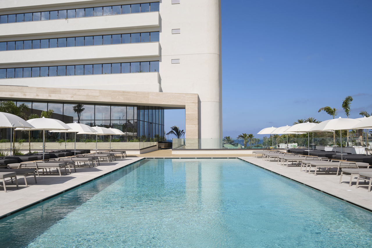 Sunrise Emerald Hotel 77/77