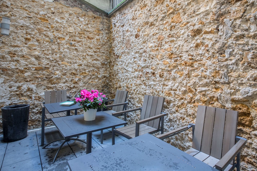 Hotel Prince Albert Montmartre 39/69