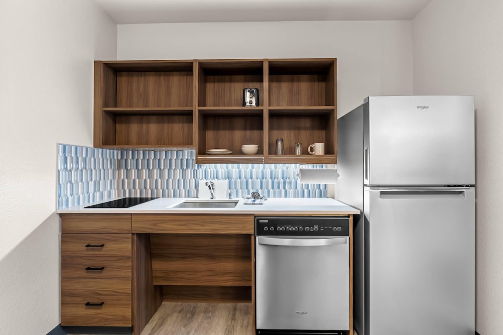 Everhome Suites Temecula 49/49