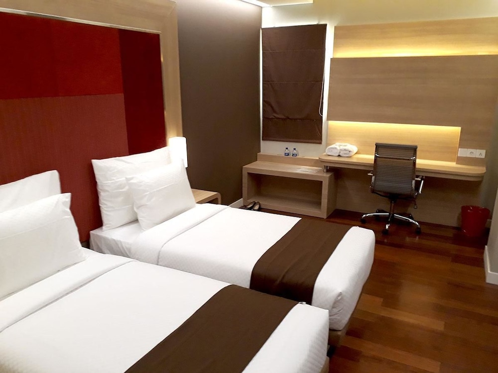 Grand Citihub Hotel at Panakkukang 6/15