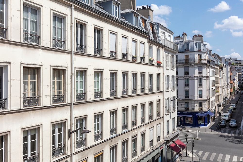 Hotel Hor Les Lumieres 42/50