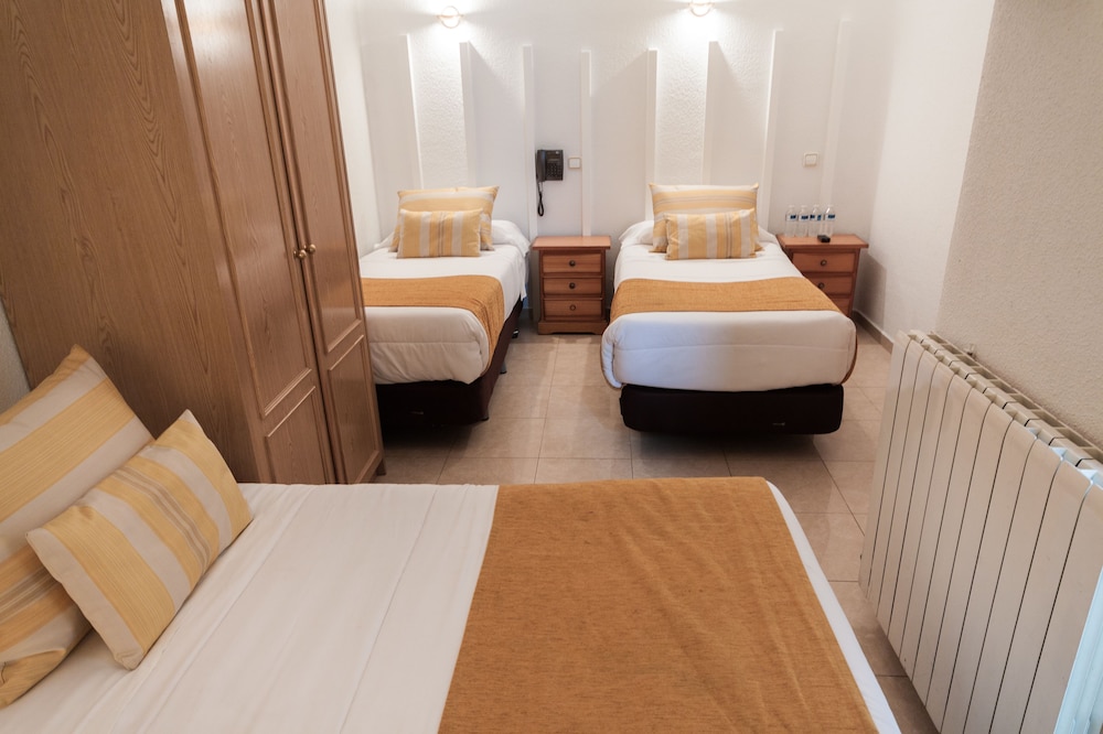 Hostal Josefina 32/73