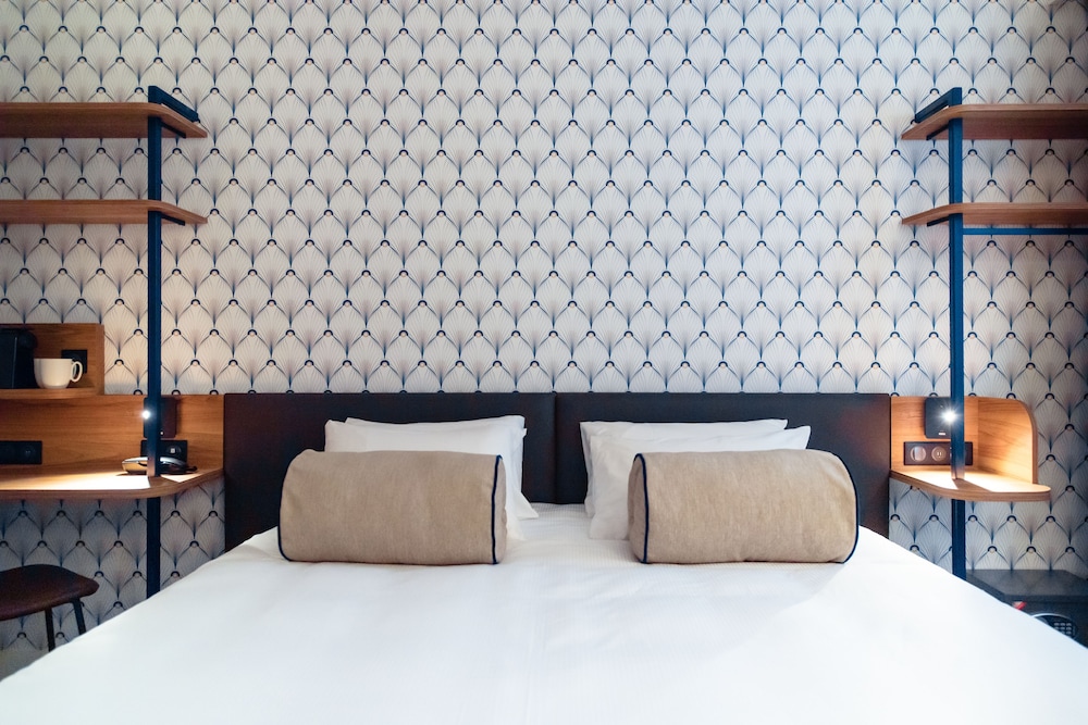 Hotel Bleu de Grenelle 24/54