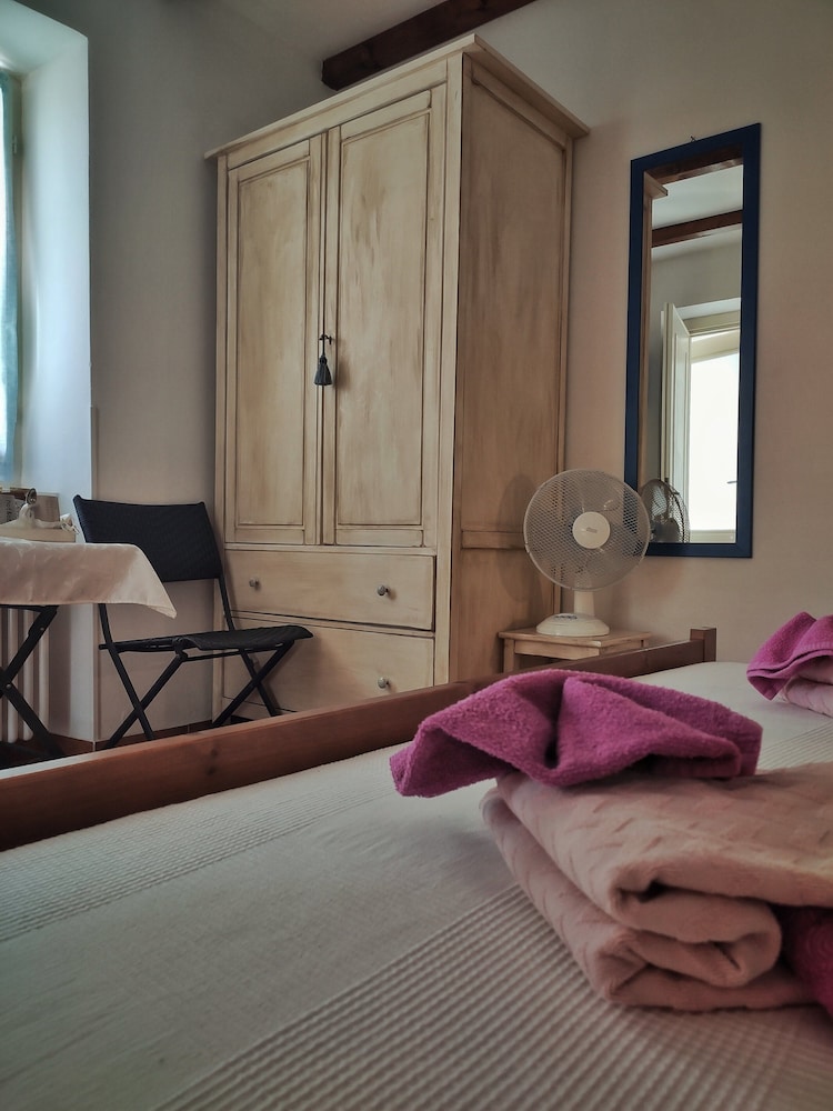 Pietra di Mare Guest House 35/55
