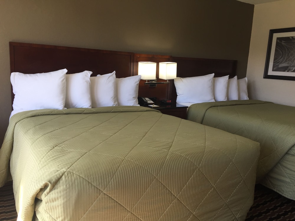 Red Roof Inn Charlotte - Airport 9/35