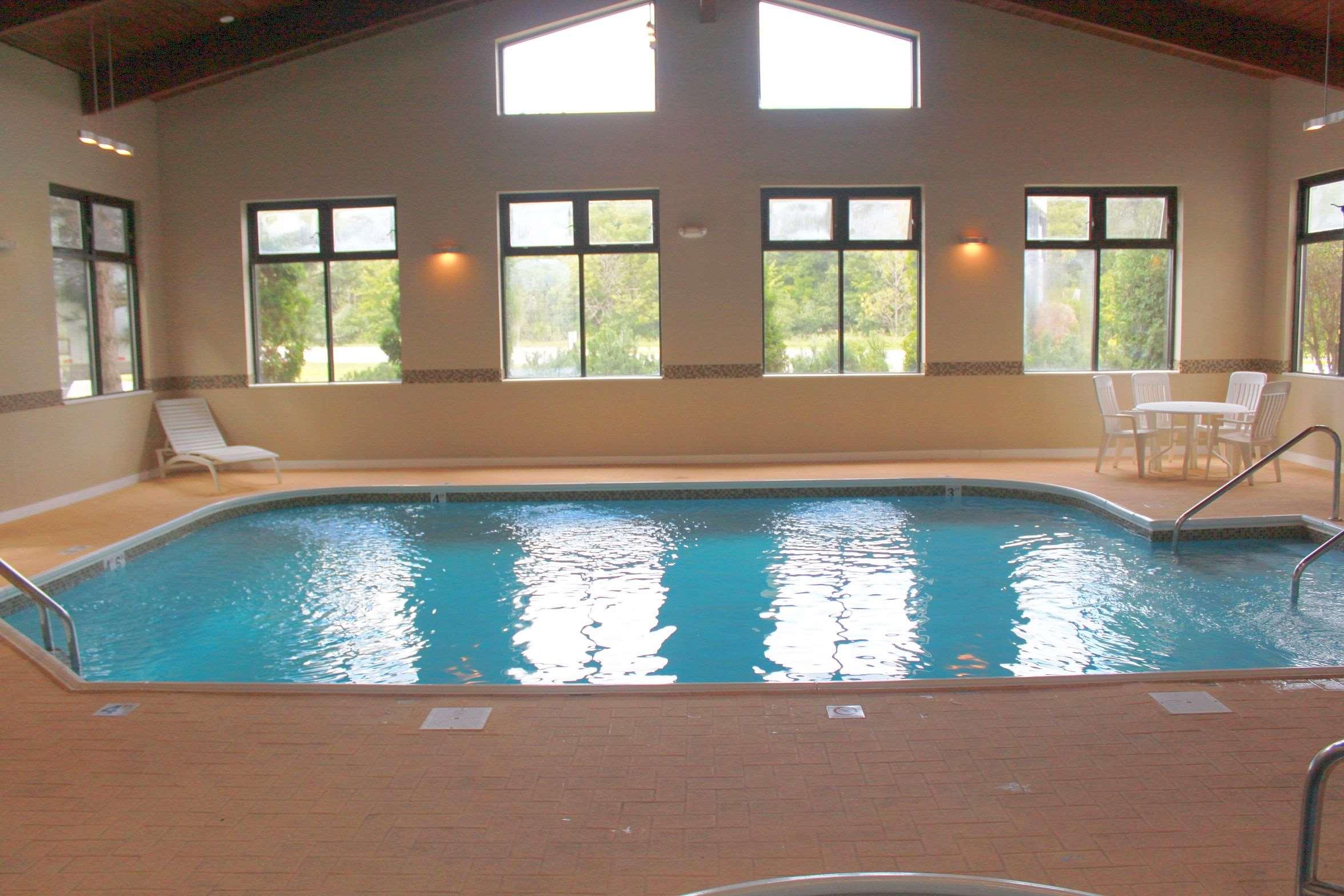 Lexington Inn And Suites-N.W. Chicago/Elgin 15/20