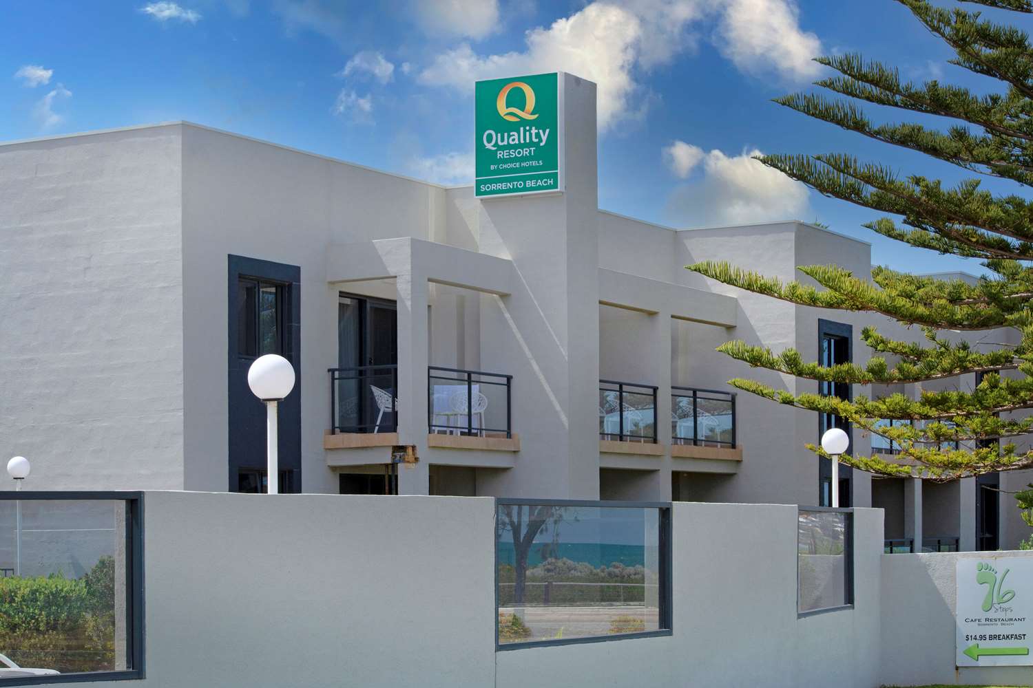 Quality Resort Sorrento Beach 8/59