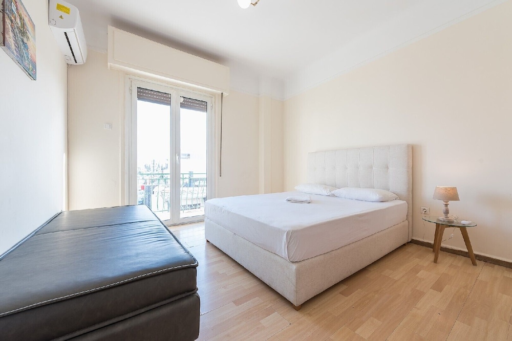 Super Paradise Apartments 15/50