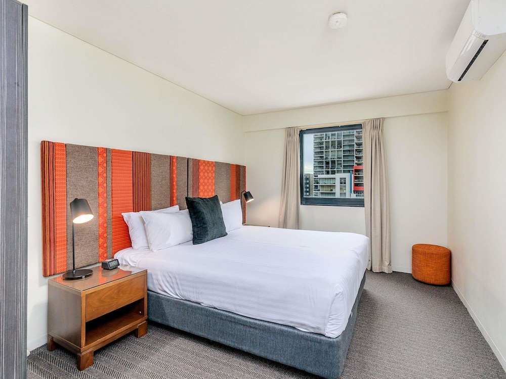 2 Bedrooms, Family, Apartment, King and Twin Beds, 2 Bathrooms